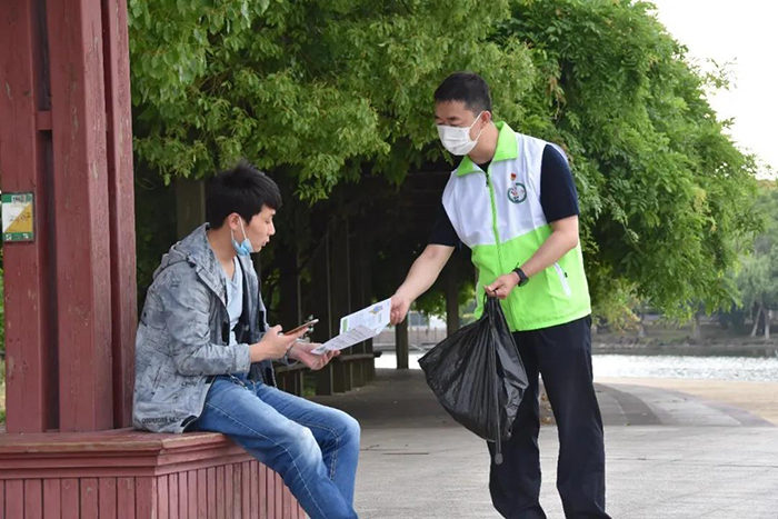 1590563607359067.jpg 党建引领“新时尚”,垃圾分类“训考”先行-5.jpg